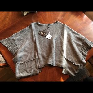 Beautiful heather grey ELAN sweater